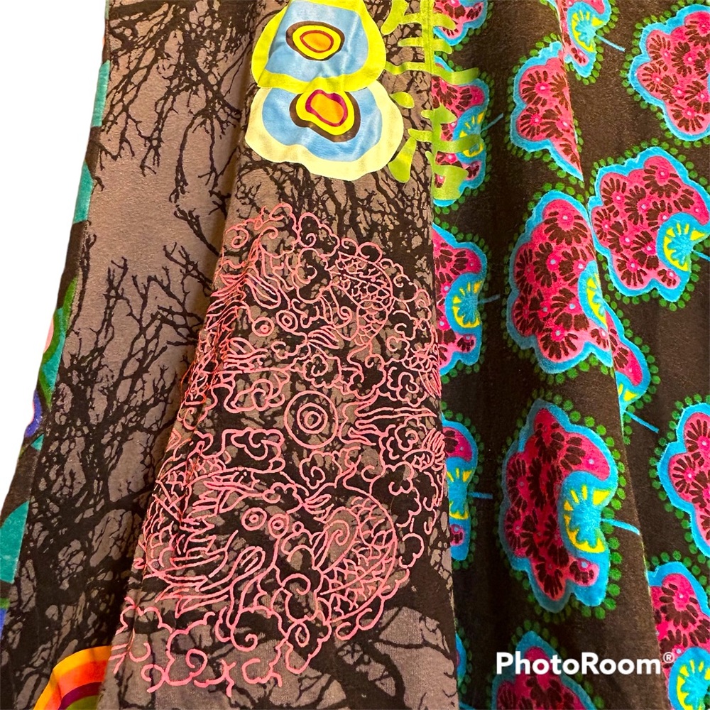Vibrant Desigual midi dress with embroidered details, size L - Picture 7 of 9
